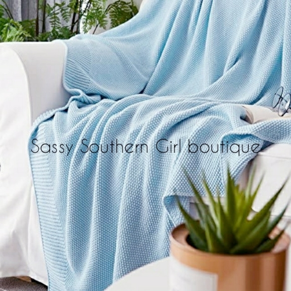 🆕⭐ Light blue cable knit blanket - Picture 1 of 9